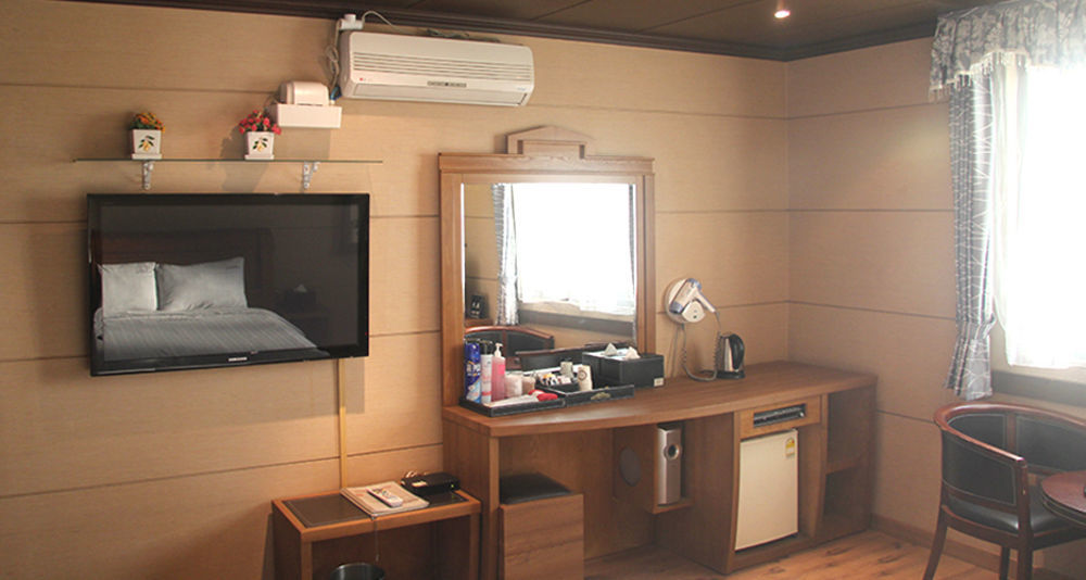 Nobless Hotel Gwangju Metropolitan City Ngoại thất bức ảnh