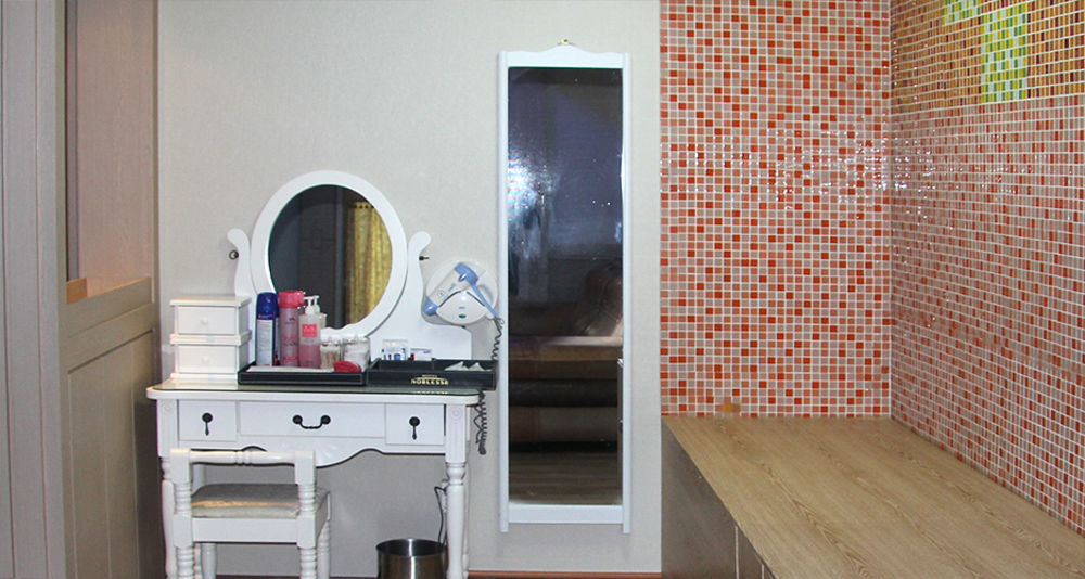 Nobless Hotel Gwangju Metropolitan City Ngoại thất bức ảnh