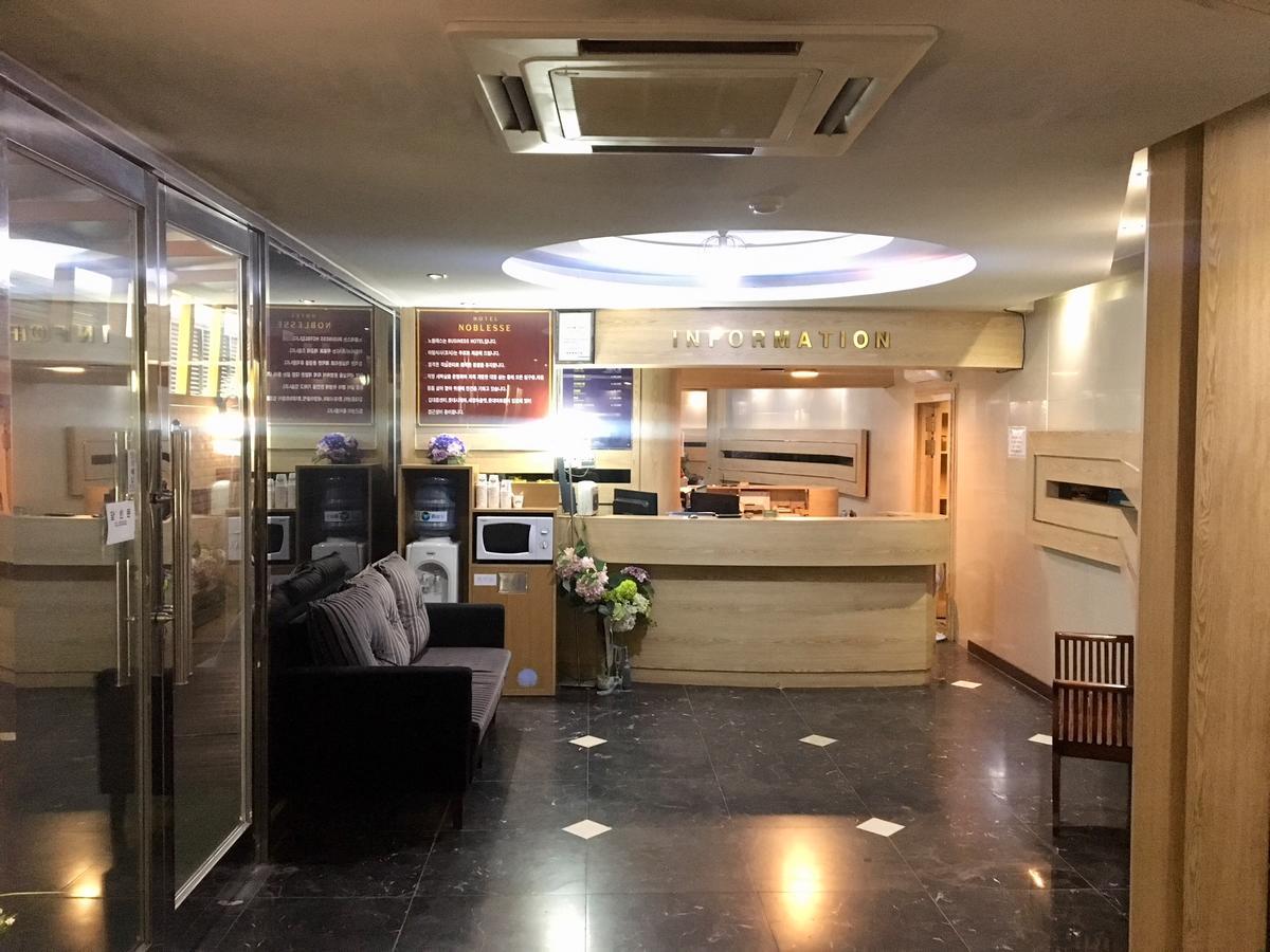Nobless Hotel Gwangju Metropolitan City Ngoại thất bức ảnh